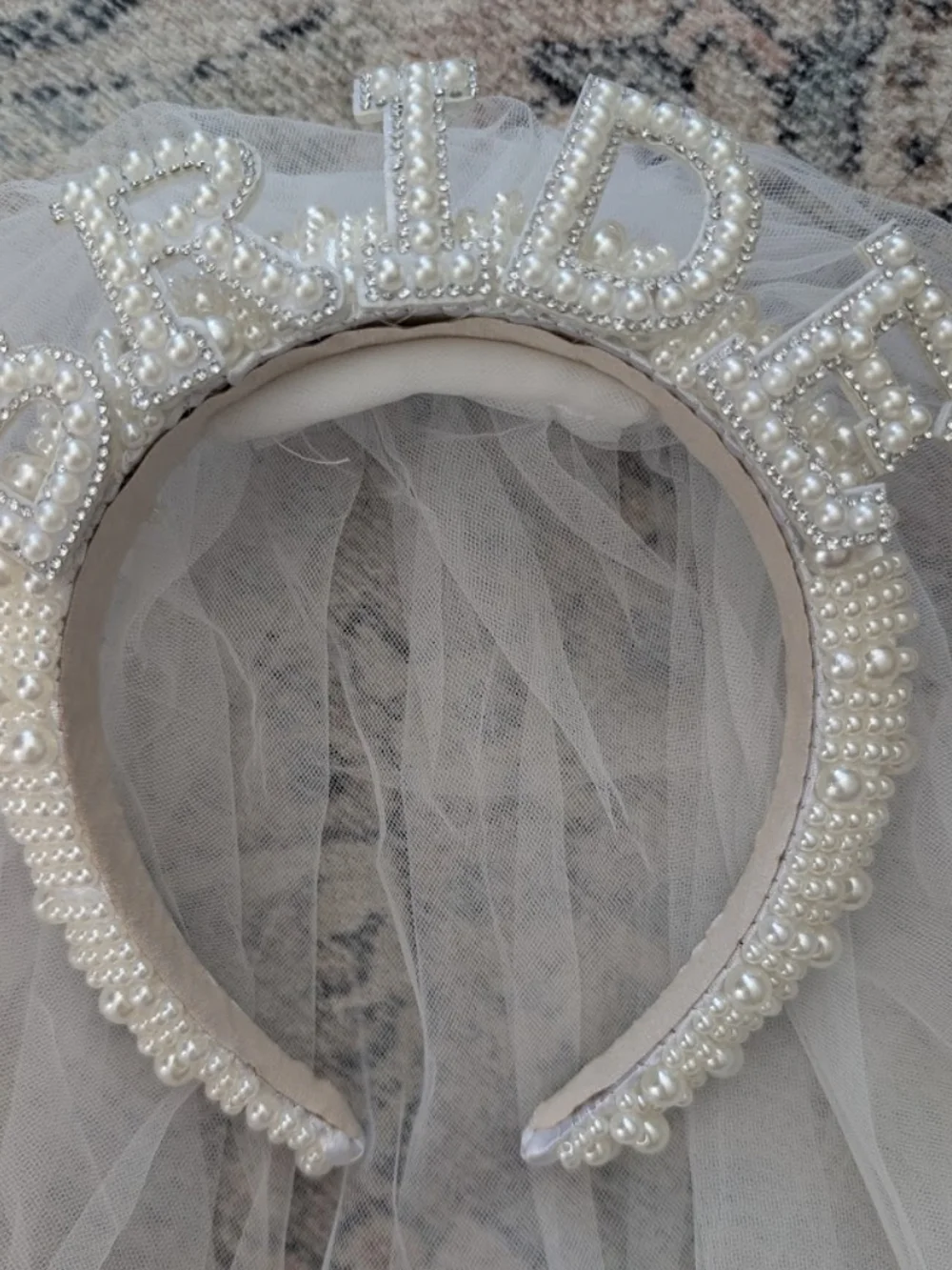 N/A elegant white